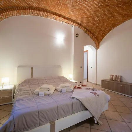 Alla Corte Di Angera Apartment Angera